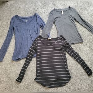 Long Sleeve Tops - Blue, Gray, and Black Bundle Size Small